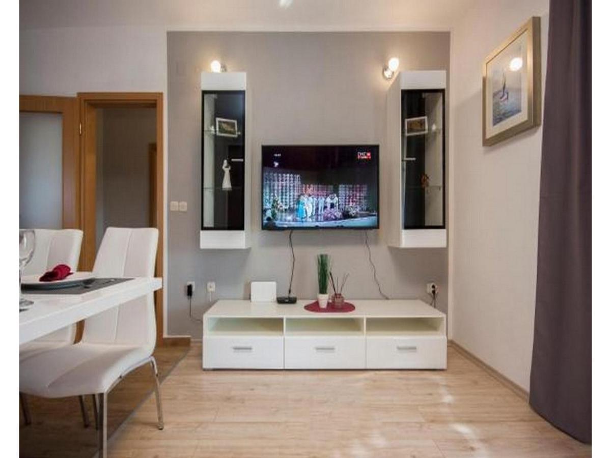 Apartment Dar Murter Exterior foto
